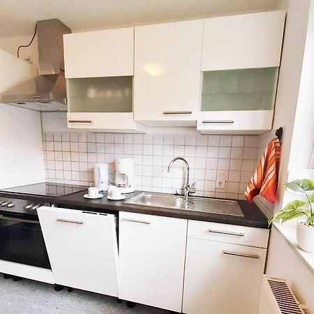 Ferienwohnung In Ленещат Екстериор снимка
