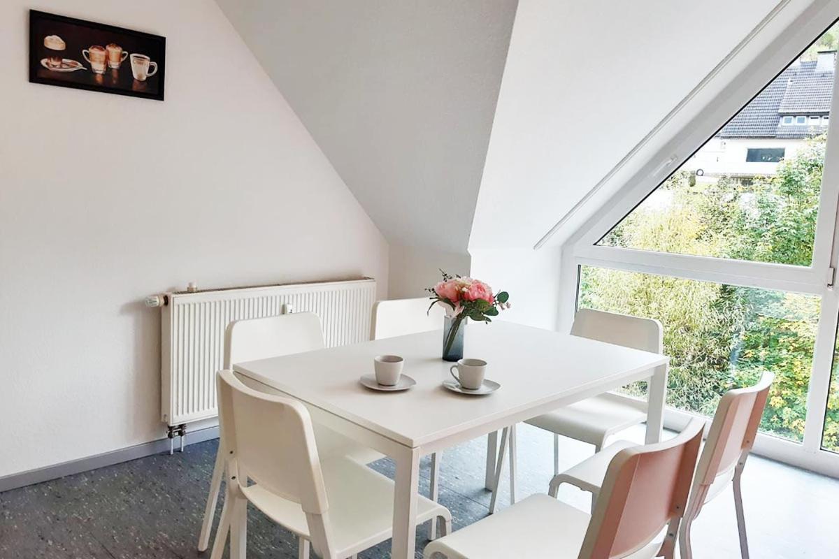 Ferienwohnung In Ленещат Екстериор снимка