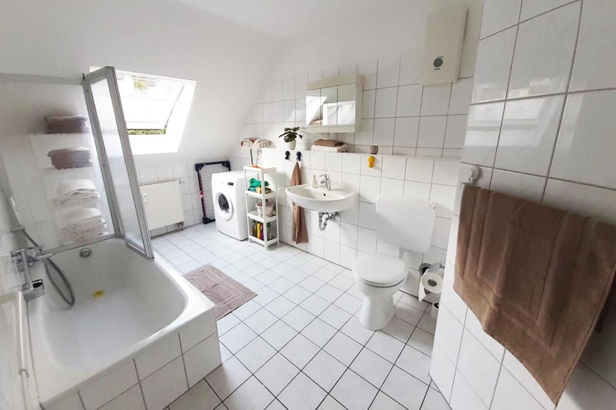 Ferienwohnung In Ленещат Екстериор снимка